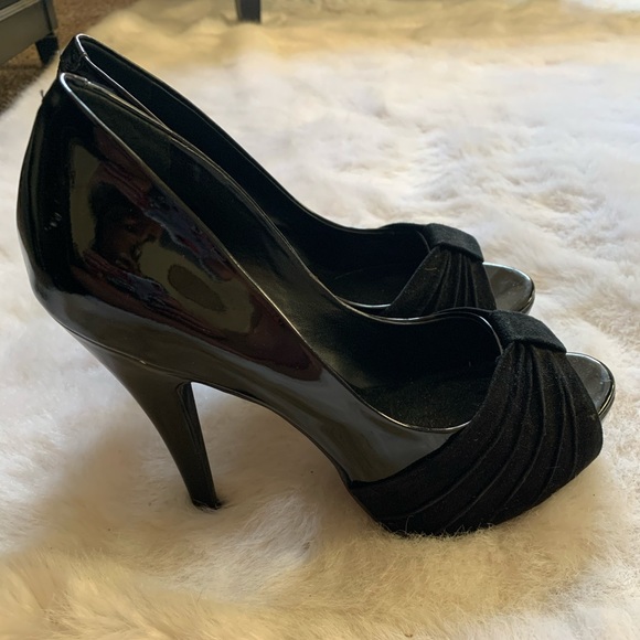 Jessica Simpson Shoes - Jessica Simpson platform heels black 8.5